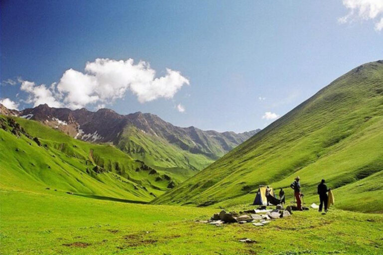 How Trek Dham Ensures Safe and Sustainable Travel in the Himalayas